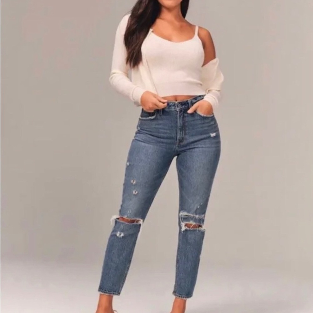 Abercrombie & Fitch Women's Blue Cropped Jeans